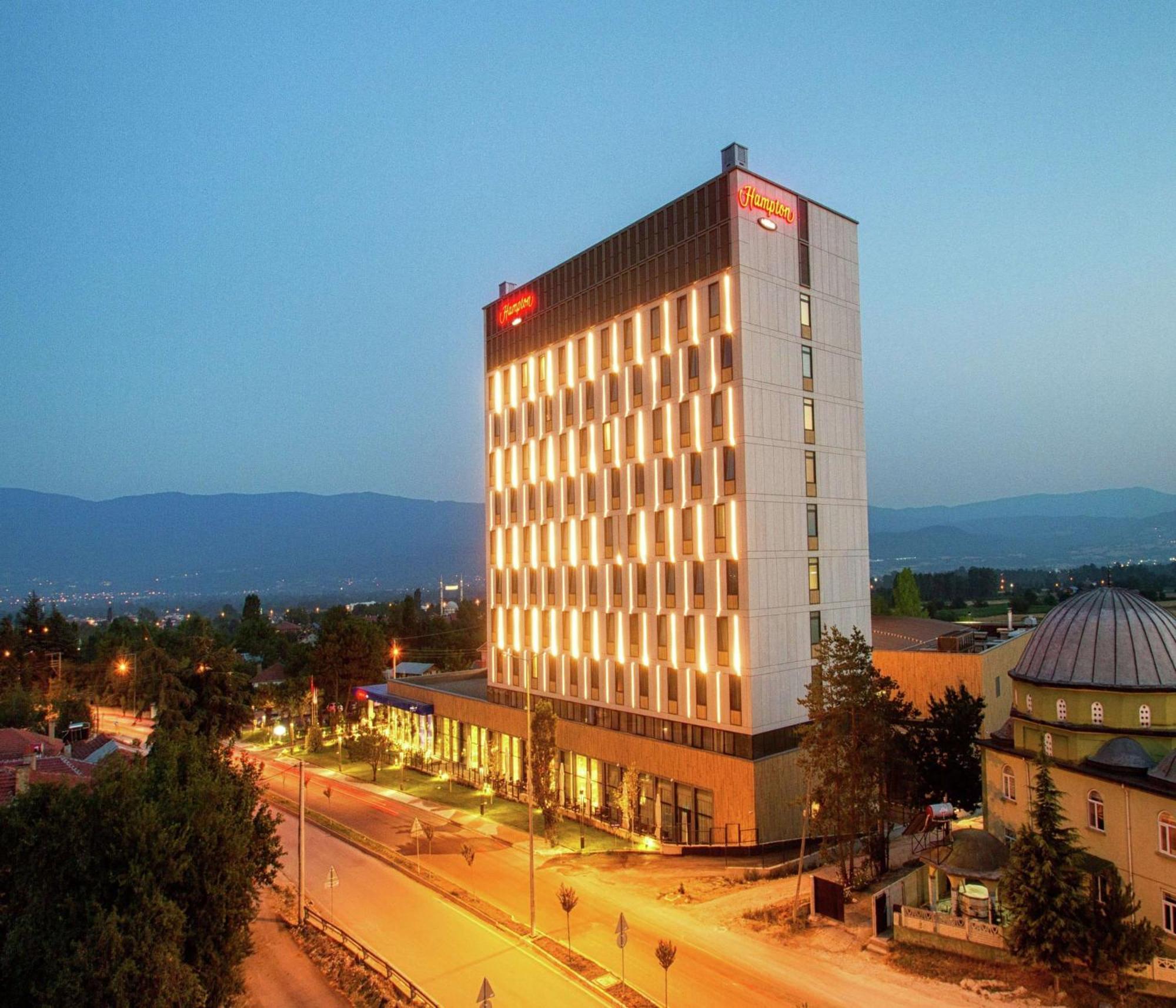 Hampton By Hilton Hotel 4*